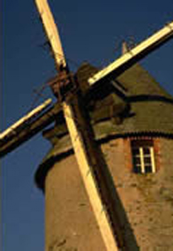 Loire chateaux deluxe tour cycling