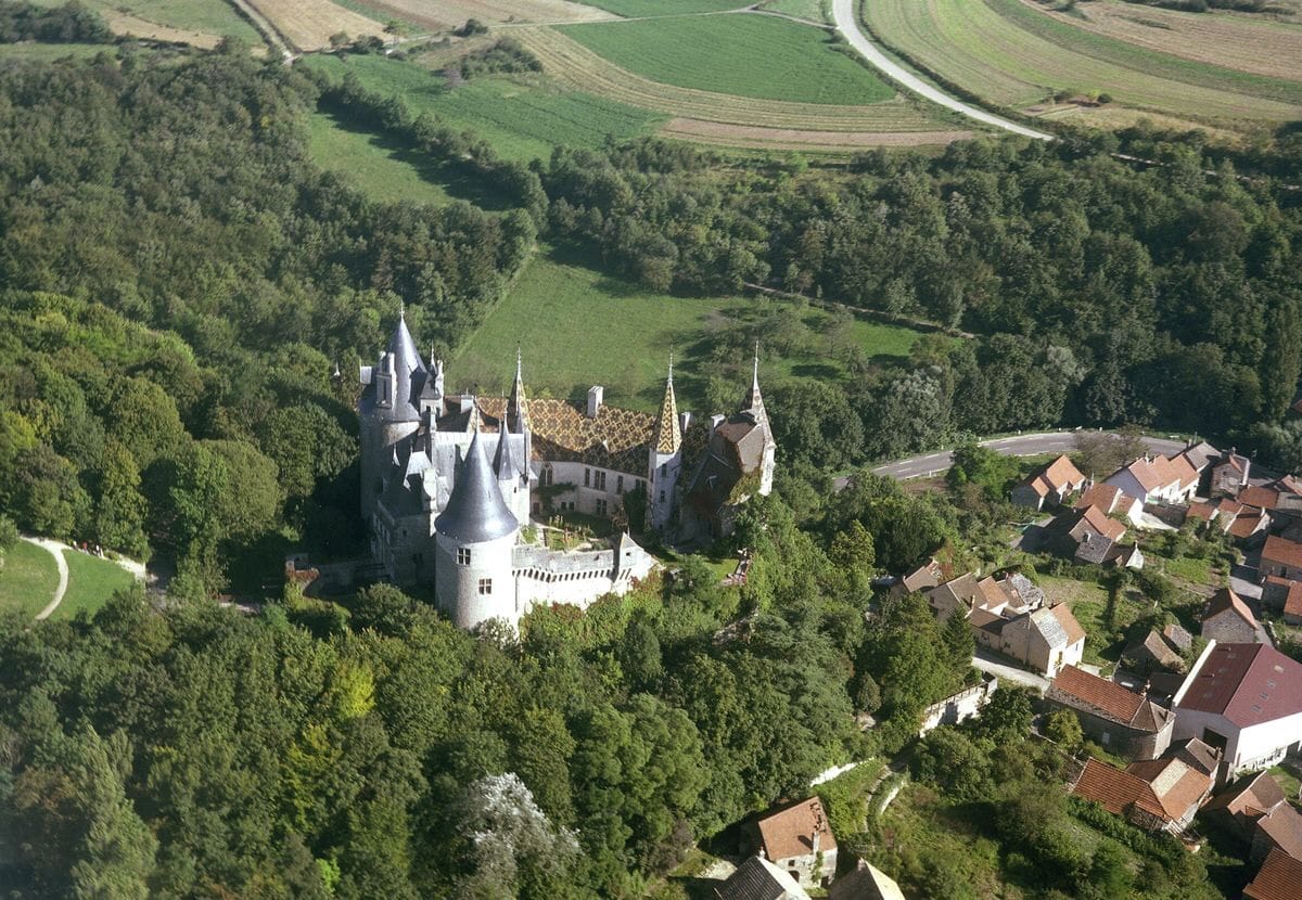 Burgundy_castle