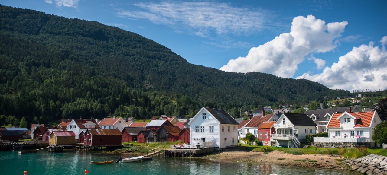 norway fjord hiking tours