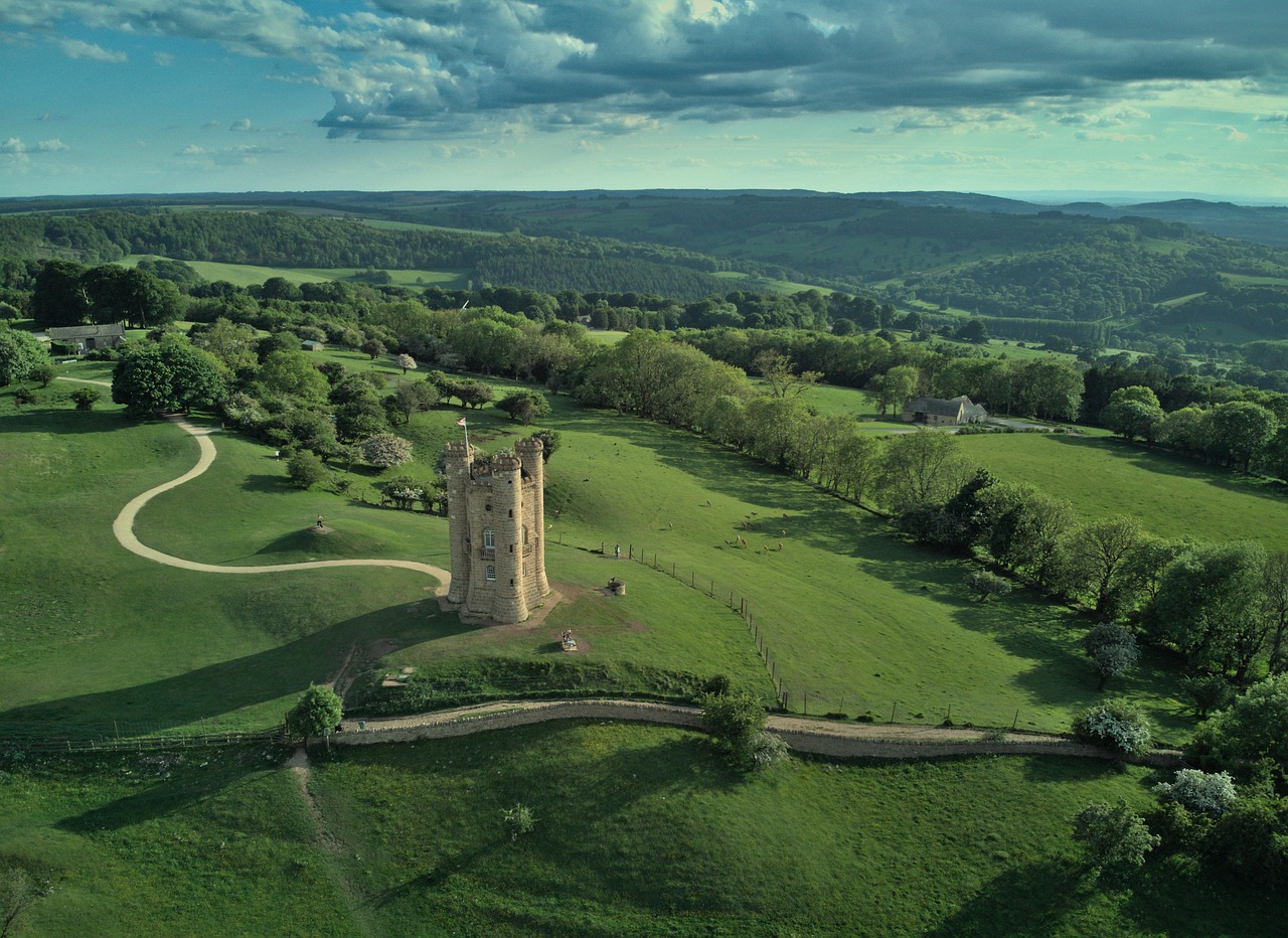 Cotswolds Self-Guided Hiking Tour