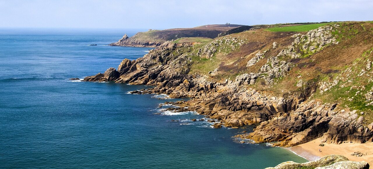 Cliffs of Cornwall Self-Guided Hiking Walking Tour
